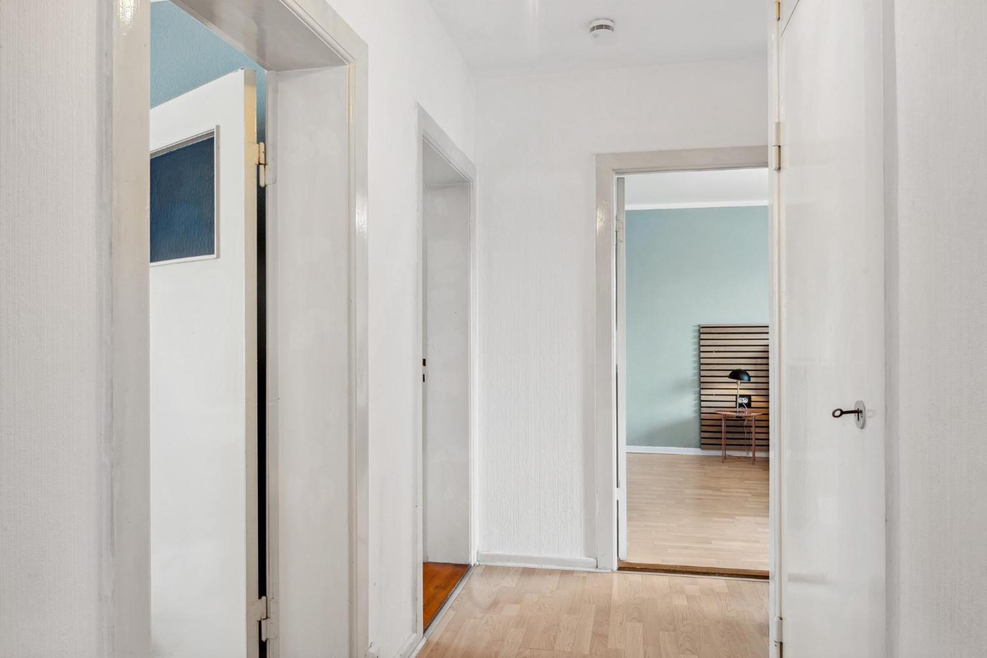 Zentrale Wohnung 3 Zimmer 24H Check In Кил Екстериор снимка